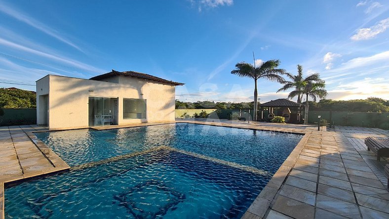 Bela casa em condomínio na Praia da Baía Formosa com piscina